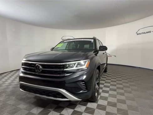Used 2023 Volkswagen Atlas SEL image 3