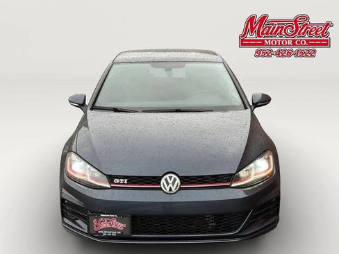 Used 2018 Volkswagen GTI SE w/ SE Leather Package FWD image 2