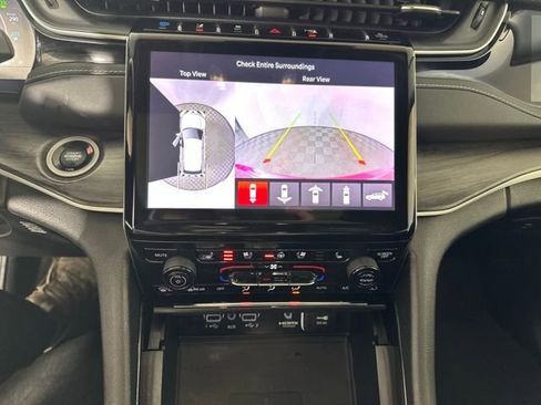 Used 2023 Jeep Grand Cherokee 4xe w/ Luxury Tech Group II image 22