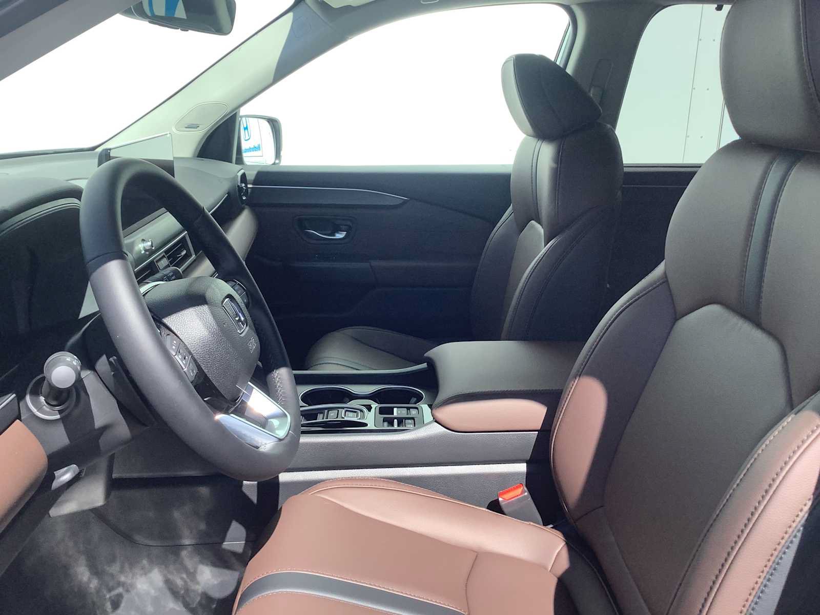 New 2026 Honda Pilot image 2