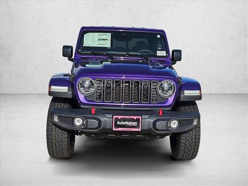 New 2026 Jeep Gladiator Rubicon w/ Steel Power Dome Hood Package AWD/4WD image 6