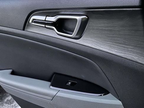 Used 2023 Kia Sportage X-Line image 24