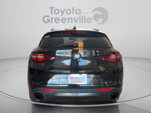 Used 2019 Alfa Romeo Stelvio Ti w/ Nero Edizione AWD/4WD image 5