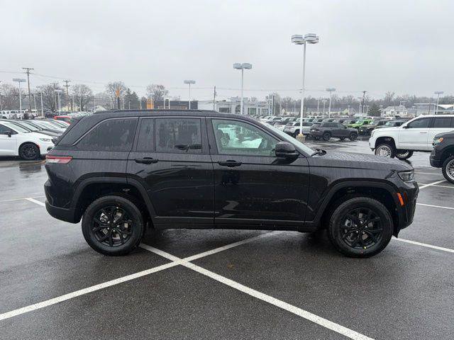 New 2026 Jeep Grand Cherokee Altitude AWD/4WD image 9