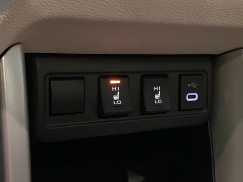 Certified 2024 Toyota Corolla Cross XLE w/ Convenience Package image 24