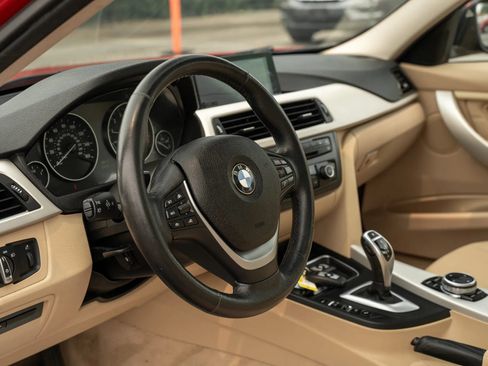 Used 2014 BMW 328i xDrive Wagon AWD/4WD image 16