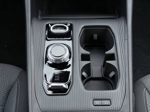 New 2026 Jeep Cherokee Laredo AWD/4WD image 18