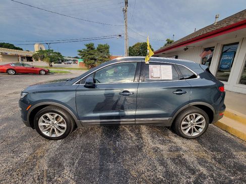 Used 2019 Lincoln MKC Select w/ Select Plus Package AWD/4WD image 12