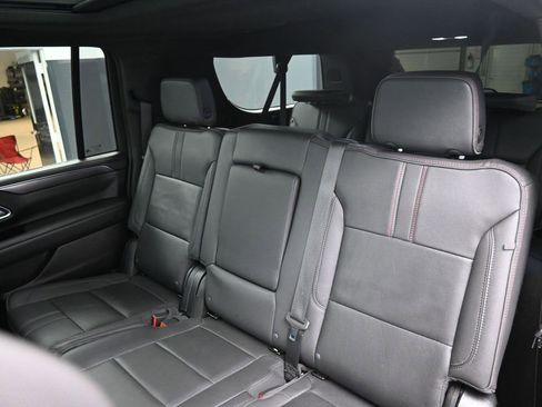 Used 2023 Chevrolet Suburban RST w/ Luxury Package image 25