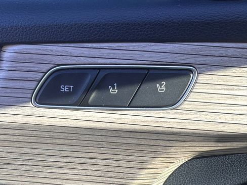 Used 2022 Hyundai Palisade Limited image 30