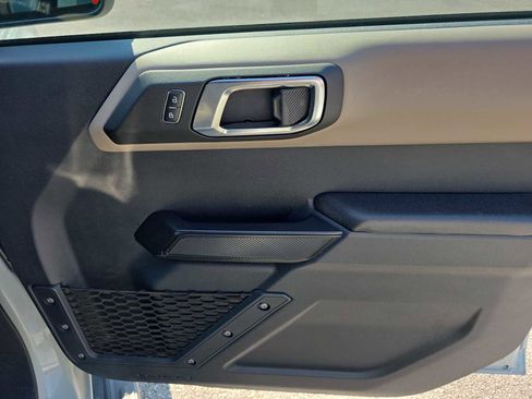 Used 2024 Ford Bronco Wildtrak image 37