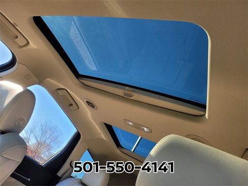 Used 2023 Buick Enclave Premium w/ Experience Buick Package image 9