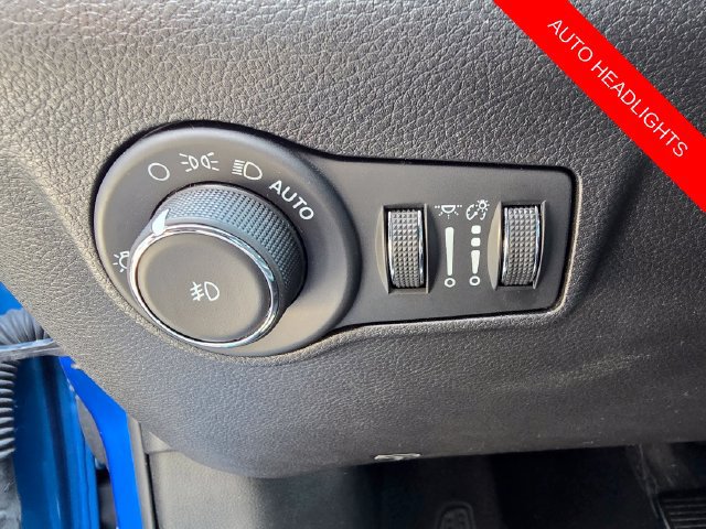 Used 2024 Jeep Compass Latitude AWD/4WD image 10