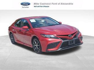 Used 2021 Toyota Camry SE FWD video 1