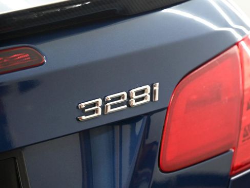 Used 2012 BMW 328i Convertible RWD image 15
