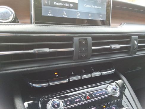 Used 2021 Lincoln Corsair Reserve w/ Equipment Group 201A image 33