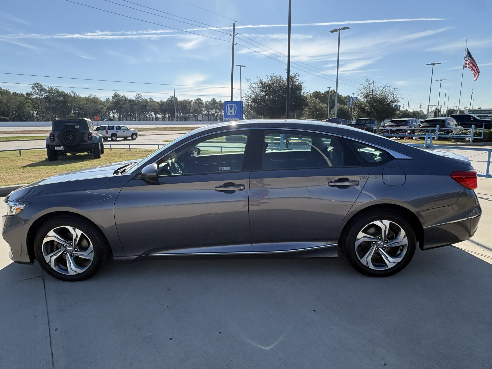 Certified 2020 Honda Accord EX image 4