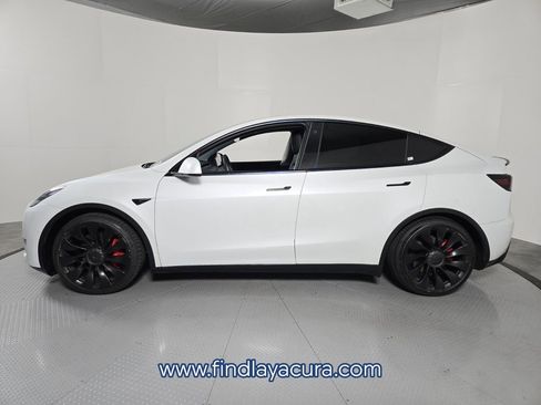 Used 2022 Tesla Model Y Performance AWD/4WD image 3