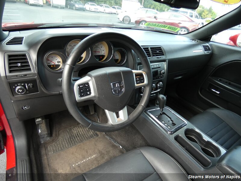 Used 2011 Dodge Challenger RWD image 37