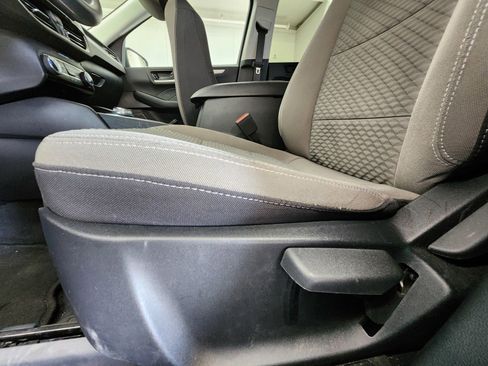 Used 2022 Ford Escape SE FWD image 10