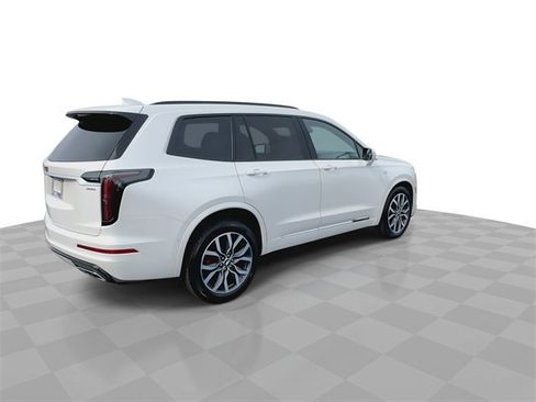 Certified 2024 Cadillac XT6 Sport image 8