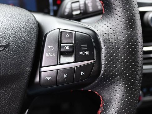Certified 2025 Ford Escape ST-Line AWD/4WD image 19