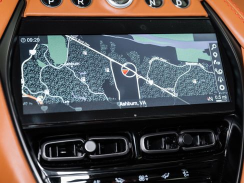 Used 2023 Aston Martin DBX 707 image 33