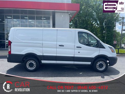 Used 2019 Ford Transit 250 130 Low Roof RWD image 8