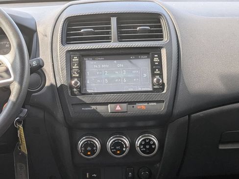 Used 2023 Mitsubishi Outlander Sport AWD image 22