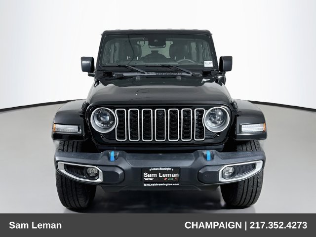 Used 2024 Jeep Wrangler Unlimited Sahara w/ Technology Group AWD/4WD image 2