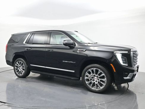 Used 2025 GMC Yukon Denali AWD/4WD image 9