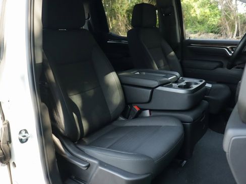 Used 2023 Chevrolet Silverado 1500 LT image 29