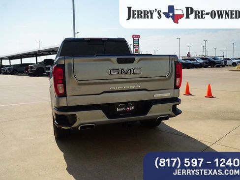 Used 2023 GMC Sierra 1500 Elevation w/ Elevation Premium Package AWD/4WD image 4