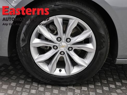 Used 2024 Chevrolet Malibu LT FWD image 32