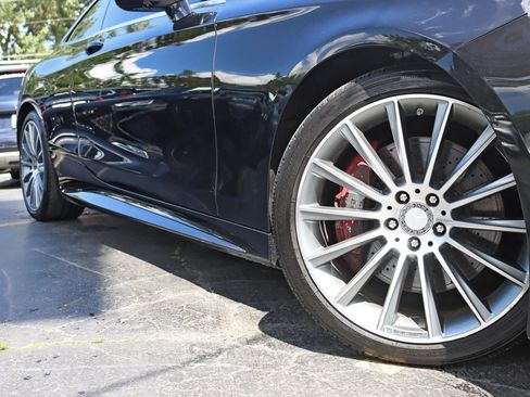 Used 2015 Mercedes-Benz S 550 4MATIC Coupe w/ Sport Package image 5