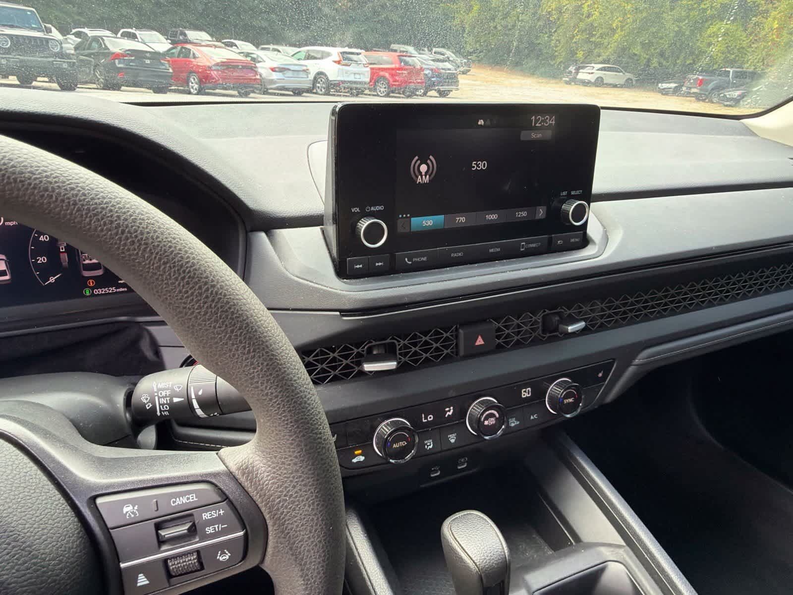 Used 2023 Honda Accord EX image 23