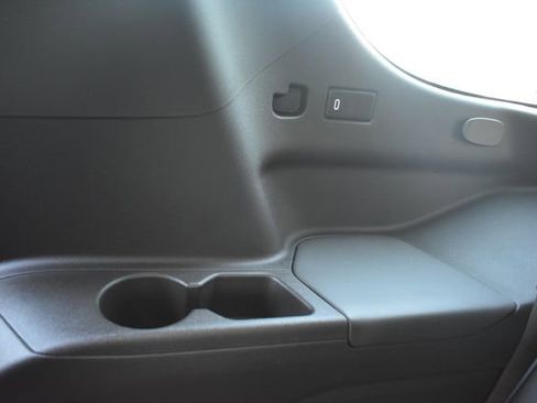 Used 2022 GMC Yukon Denali image 53