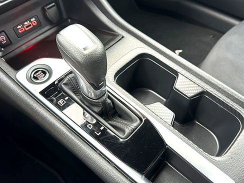 Used 2024 Nissan Sentra SV FWD image 34