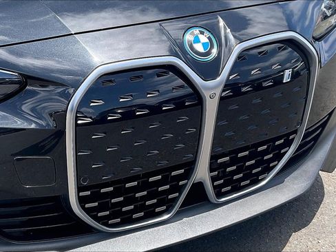 Used 2023 BMW i4 eDrive35 w/ Premium Package RWD image 28