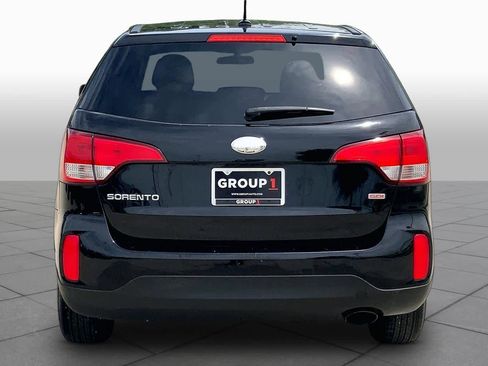Used 2014 Kia Sorento LX image 5