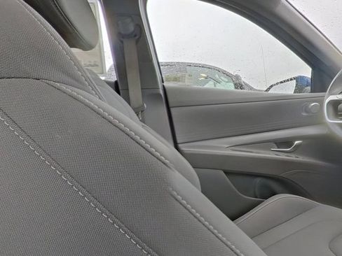 Used 2024 Hyundai Elantra SEL FWD image 26
