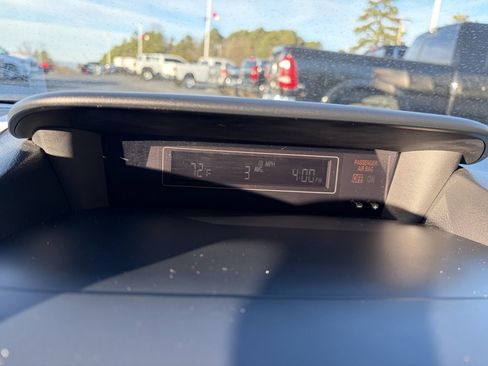 Used 2016 Subaru Impreza 2.0i Sport Premium image 17