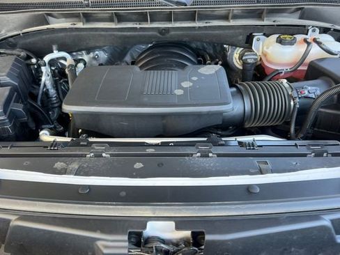 Used 2024 Cadillac Escalade ESV Sport Platinum w/ LPO, ONYX Package image 24