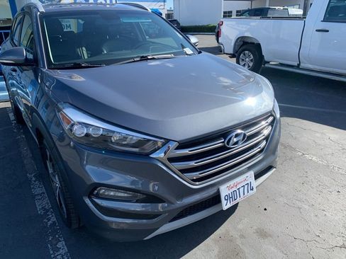 Used 2018 Hyundai Tucson Limited image 4