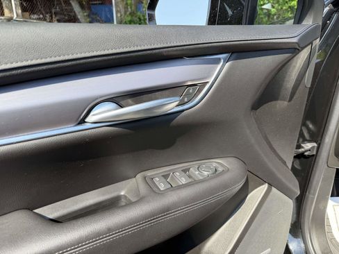 Used 2023 Cadillac XT5 Luxury AWD/4WD image 20