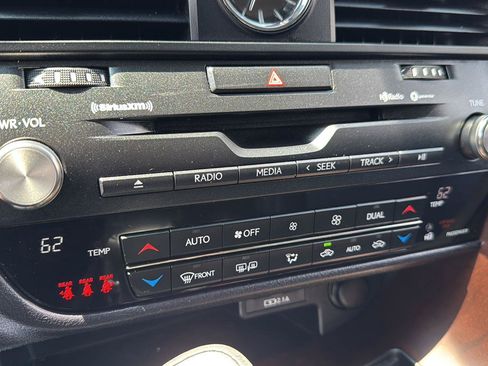 Used 2020 Lexus RX 350 AWD w/ Premium Package image 19