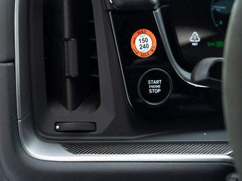 New 2026 Porsche Cayenne S image 31