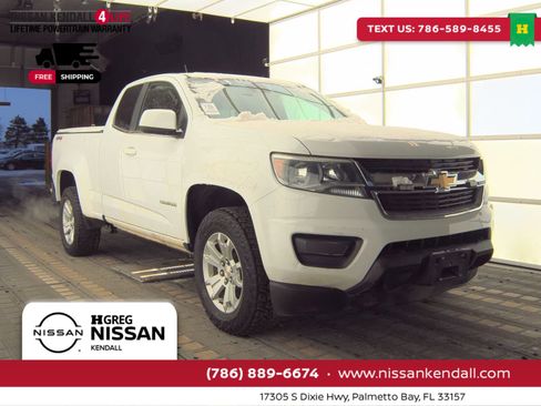 Used 2020 Chevrolet Colorado LT w/ Safety Package image 2