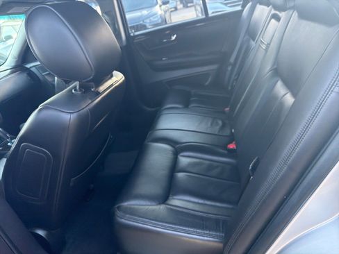 Used 2010 Cadillac DTS Luxury image 5