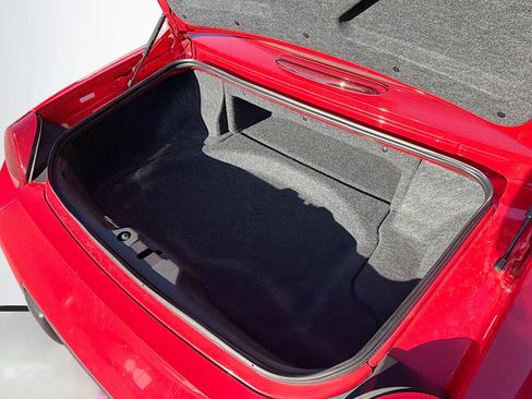 Used 2002 Ford Thunderbird image 12